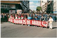 Desfiles das comemorações do 25 de abril.