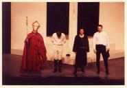 Cena com excertos das peças de teatro "As Guerras de Alecrim e Mangerona" e "O Tanoeiro".