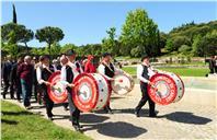 Desfile da Casa do Benfica da Charneca da Caparica.