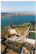 Fotografia aérea do concelho de Almada.