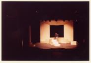 Cena com excertos das peças de teatro "As Guerras de Alecrim e Mangerona" e "O Tanoeiro".