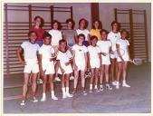 Equipa de badmington do Ginásio Clube do Sul no ginásio da Escola Emídio Navarro.