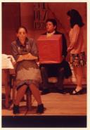 Cena da peça de teatro "Ópera dos três vinténs".