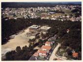 Vista aérea das obras de construção da Escola Básica Integrada da Charneca de Caparica.