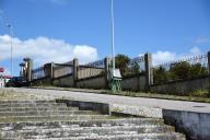 Muro e gradeamento da Quinta de Monserrate, Charneca de Caparica.