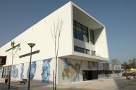 Biblioteca Municipal José Saramago no Feijó: exterior.