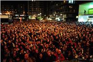 Público presente nas comemorações do 25 de abril.