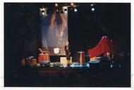 Mês do Idoso, espetáculos "Cabaret Bocage" e "Les Nouveaux Amants du Tage".