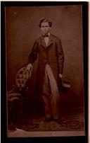 Retrato de João Teotónio Pereira Júnior em jovem.