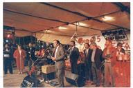 Cerimónia no palco das comemorações do 25 de abril em Almada.