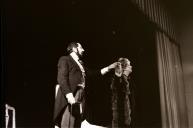 Final da peça de teatro "Oração".