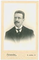 Retrato de um homem.