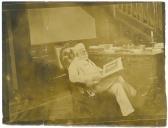 Anselmo Braamcamp, no seu gabinete, 1911.