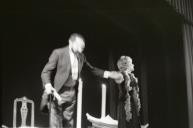 Final da peça de teatro "Oração".
