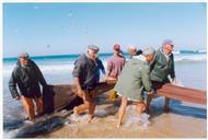 Pescadores, praia na Costa da Caparica.