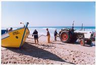 Pescadores, praia na Costa da Caparica.
