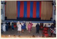 Cena da peça de teatro "O Baile".