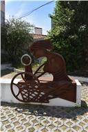 Monumento às Costureiras do Pragal.