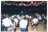 Concerto de banda filarmónica em arraial popular de São João, Almada.