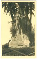 Lisboa. Estátua de Eça de Queiroz.
