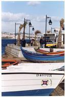 Barcos de pesca na praia da Trafaria. 