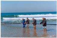 Pescadores, praia na Costa da Caparica.