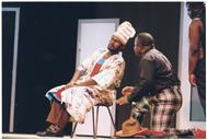 XVI Festival de Almada: "Ubu déchaîné", Sanza Théâtre.