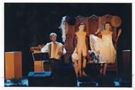 Mês do Idoso, espetáculos "Cabaret Bocage" e "Les Nouveaux Amants du Tage".
