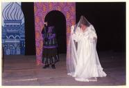 Cena da peça de teatro "O Casamento".