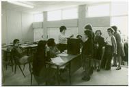 Mesa de voto nas primeiras eleições para a Assembleia Constituinte Portuguesa após a Revolução do 25 de abril de 1974, Laranjeiro.