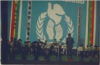 Fotografias de concerto da banda, nas comemorações do 97.º aniversário.