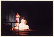 Cena da peça de teatro "Estilhaços".