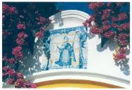 Painel de azulejos na Quinta de Cima, Charneca de Caparica.