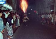 Cena da peça de teatro "Toreros, majas y otras zarandajas".