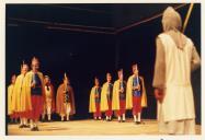 Cena da peça de teatro "Auto da Floripes".
