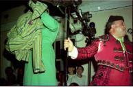 Cena da peça de teatro "Toreros, majas y otras zarandajas".