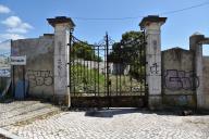 Portão de entrada da Quinta de Monserrate, Charneca de Caparica.